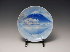 深川製磁　天富士八方割飾皿